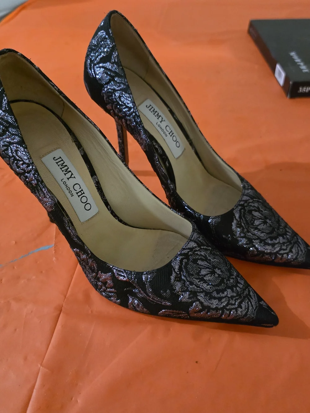 Jimmy Choo London Black Metallic Floral Pointed Toe Stiletto Pumps Heels